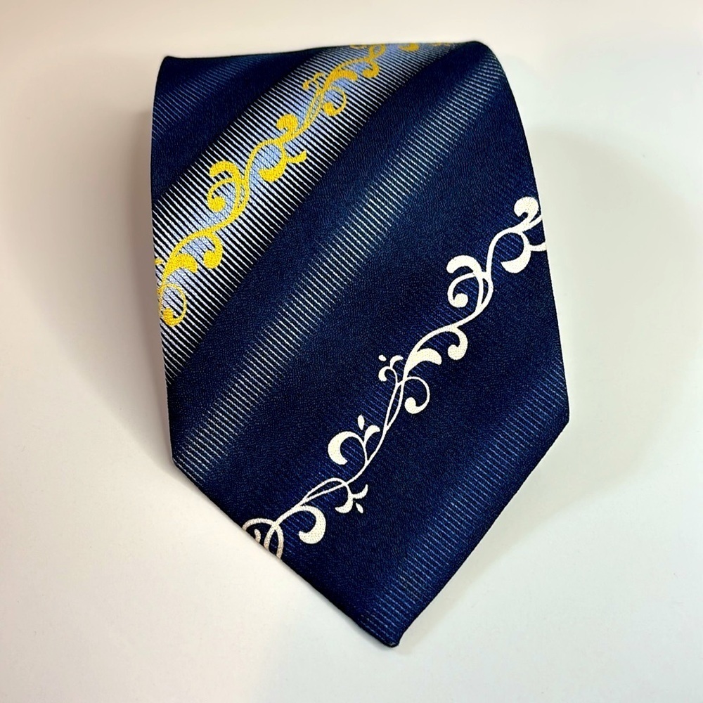 Balenciaga Paris Pour Homme Men’s OS 100% Silk Necktie Tie Made in Italy EUC!